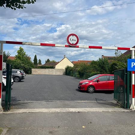 Gites Poirier Bazin Montry Esterno foto